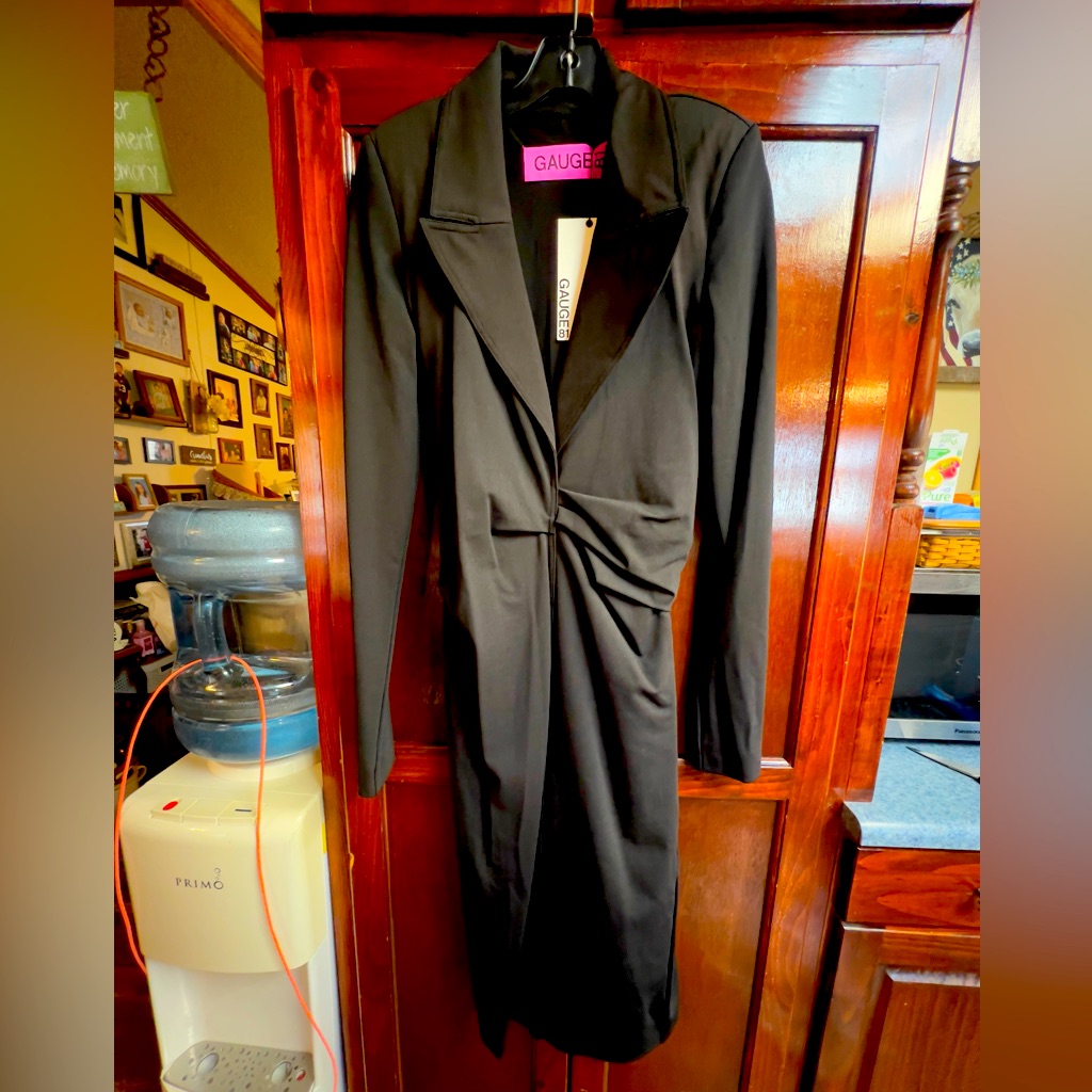 Women Size Medium Gauge 81 Brand Moate Long Dress Black